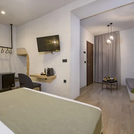 Cretan Berry Sarpaki