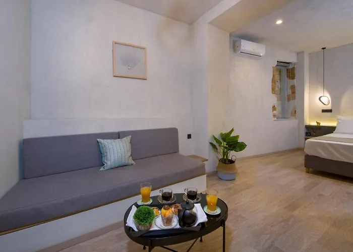 Cretan Berry Sarpaki