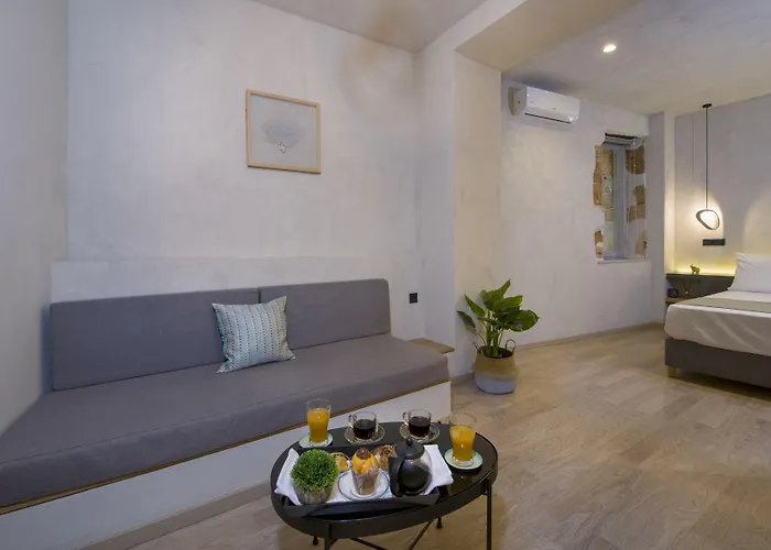 Cretan Berry Sarpaki