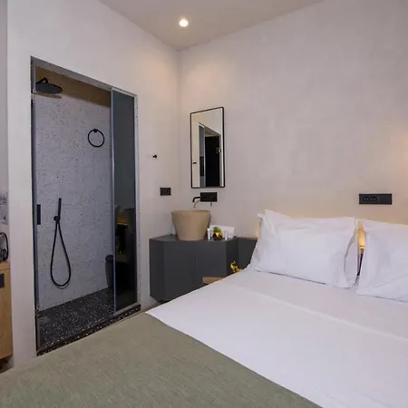 Cretan Berry Sarpaki