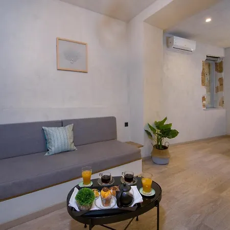 Cretan Berry Sarpaki