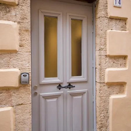 Cretan Berry Sarpaki 3*