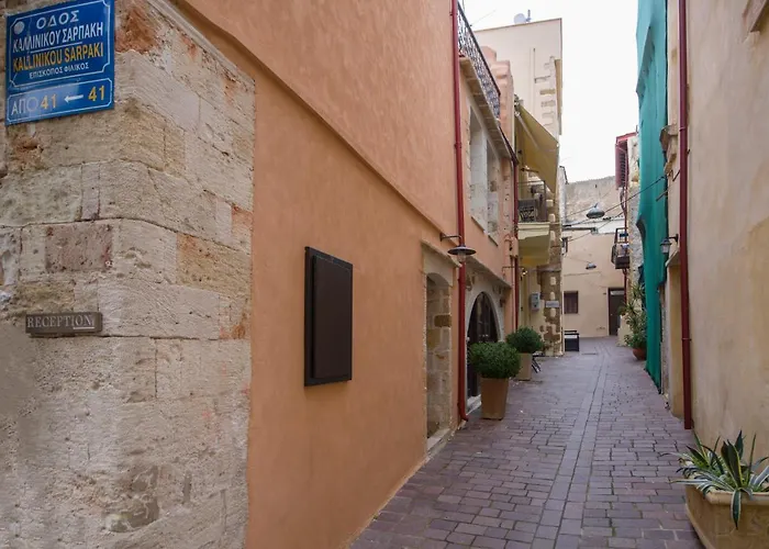 Cretan Berry Sarpaki Pensionat Chania (Crete)