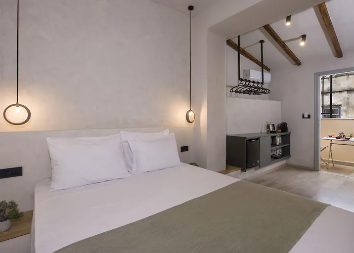 Cretan Berry Sarpaki Chania (Crete)