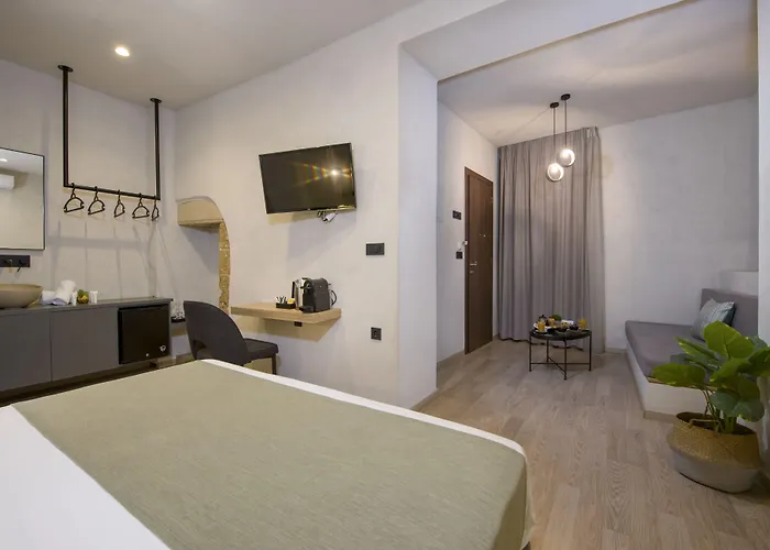 Cretan Berry Sarpaki