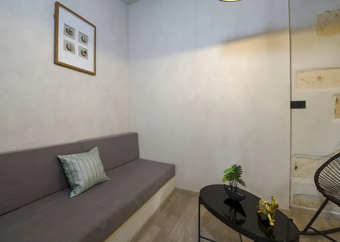 Cretan Berry Sarpaki